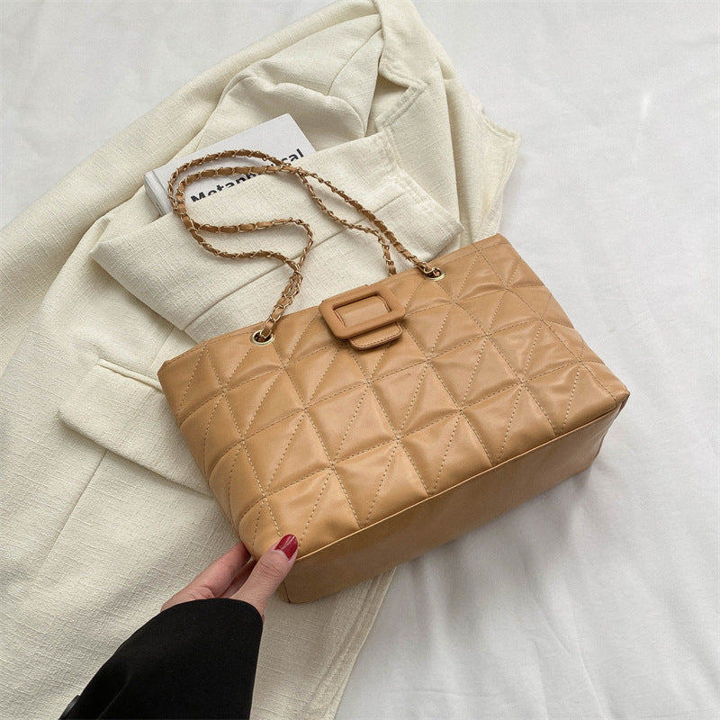 Willow Luxe Rhombus Chain Shoulder Bag – Chic Urban Elegance
