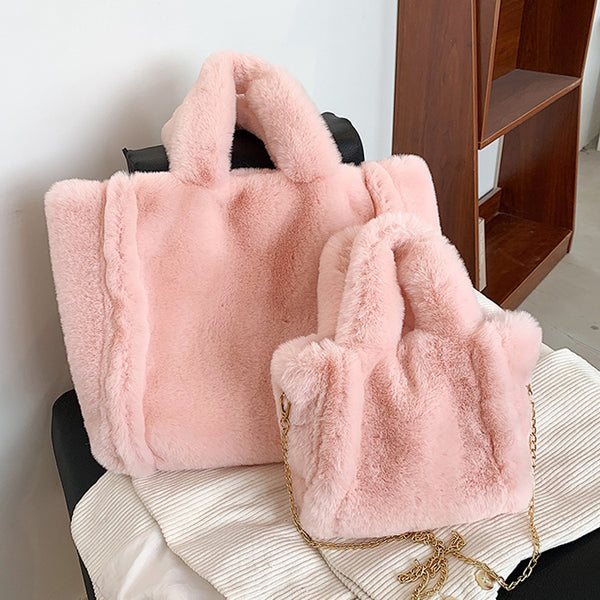 Veluxe Plush Winter Tote – Luxe Soft-Handle Handbag